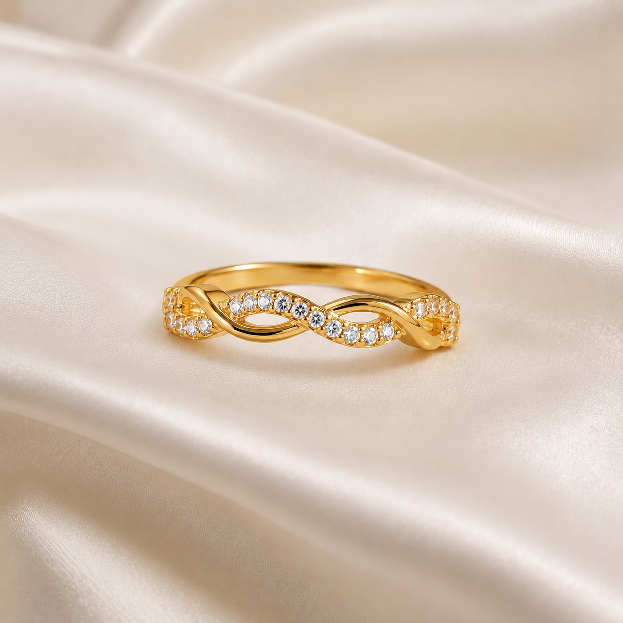 ✨ Infinity Sparkle Gold Ring