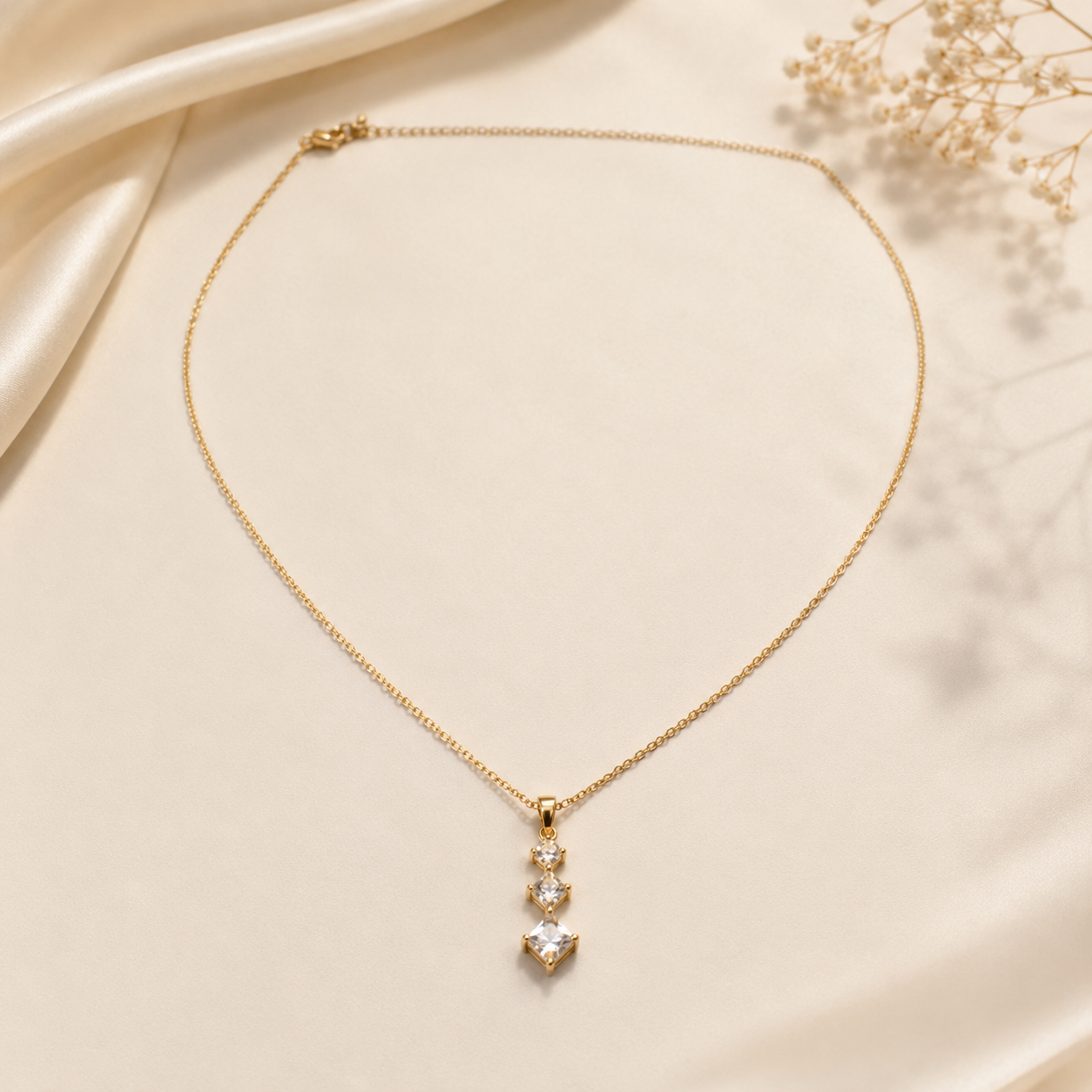 ✨ Elegant Three-Stone Crystal Pendant Necklace