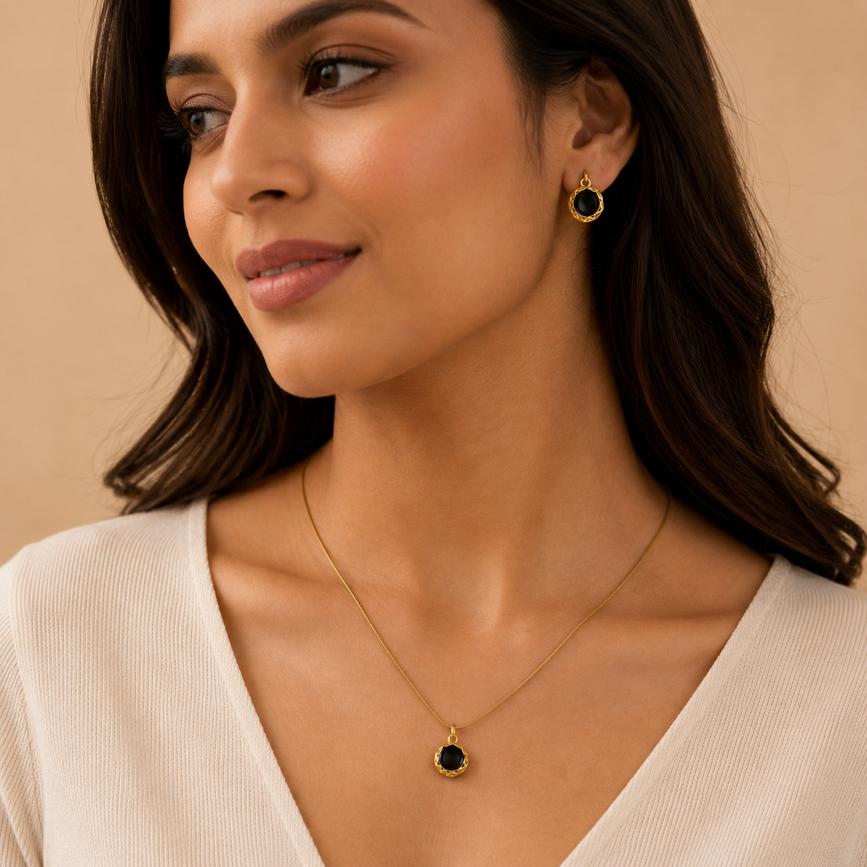 Black Stone Gold Pendant Necklace with earring