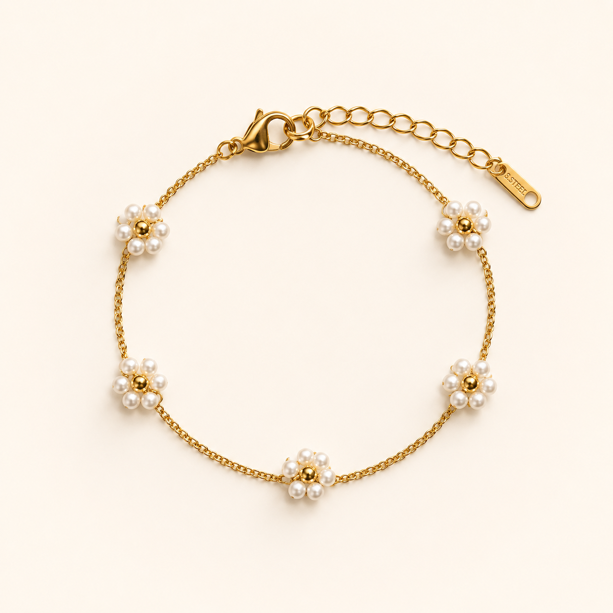 Pearl Blossom Gold Bracelet – Elegant Floral Charm Bracelet