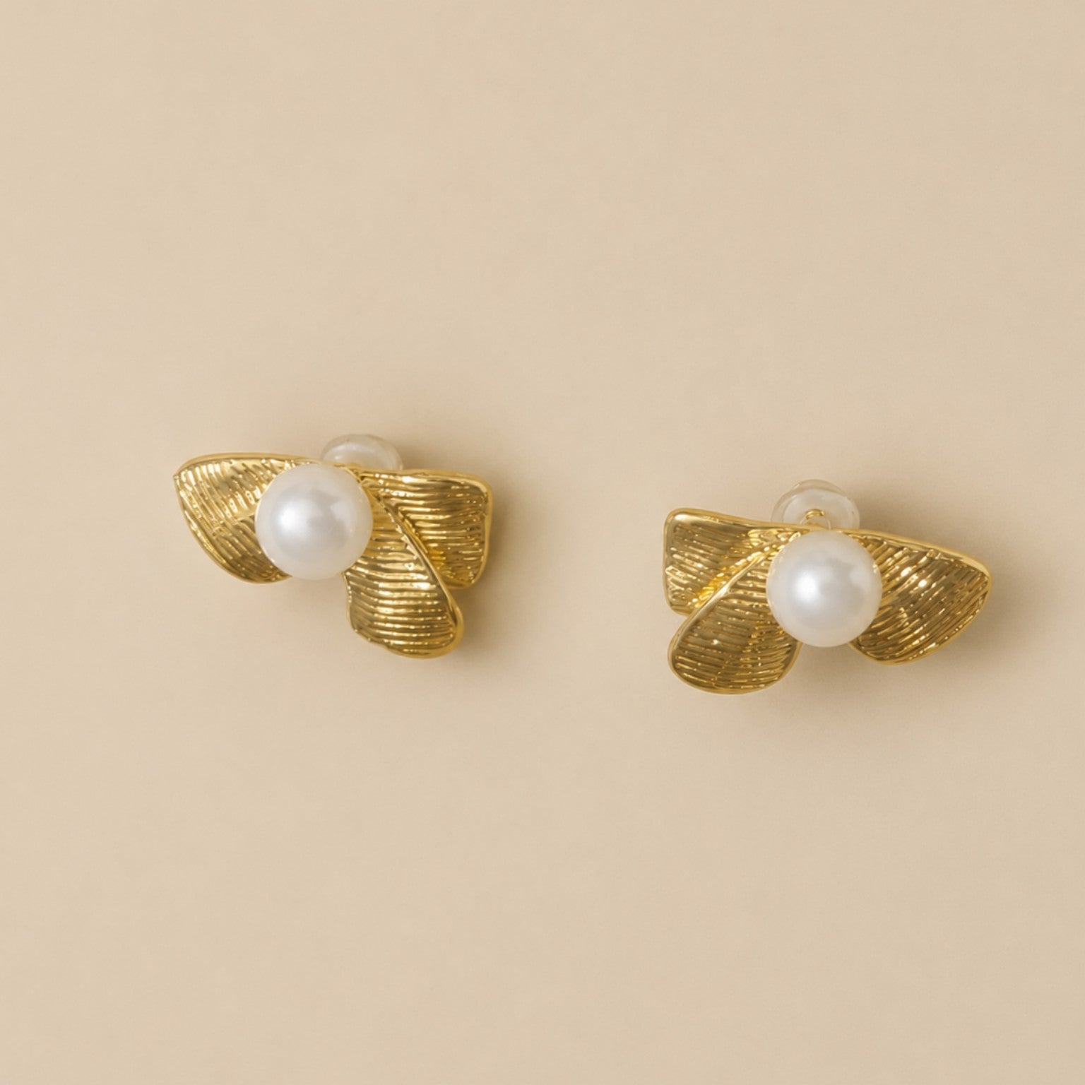 Golden Pearl Leaf Stud Earrings